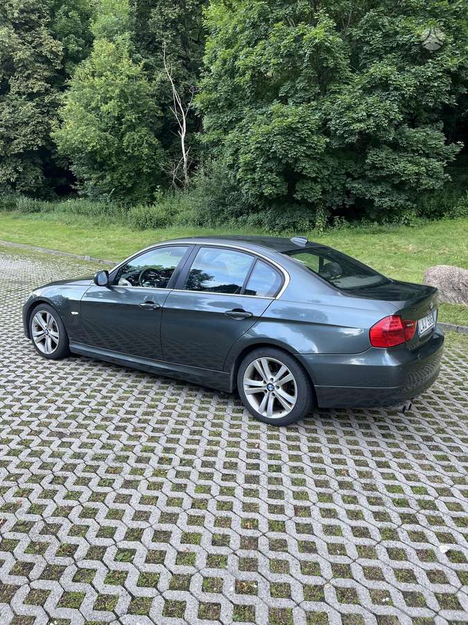 BMW 325, 3.0 l., Седан