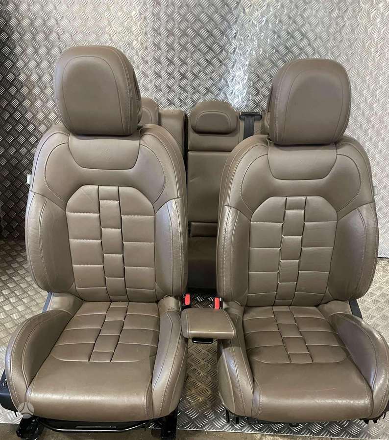 Citroen DS4 salono detalės