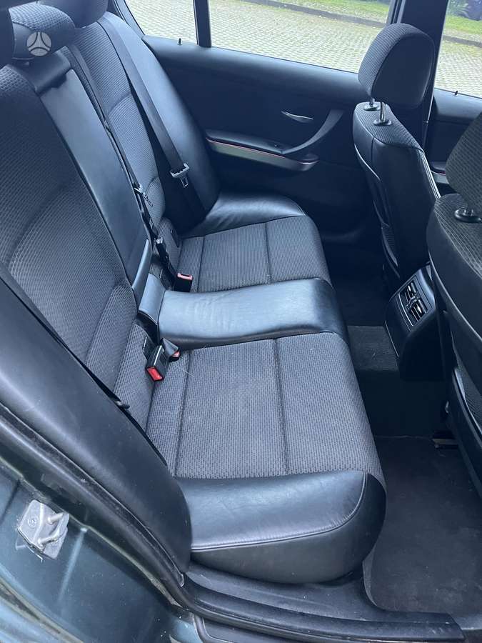 BMW 325, 3.0 l., Седан