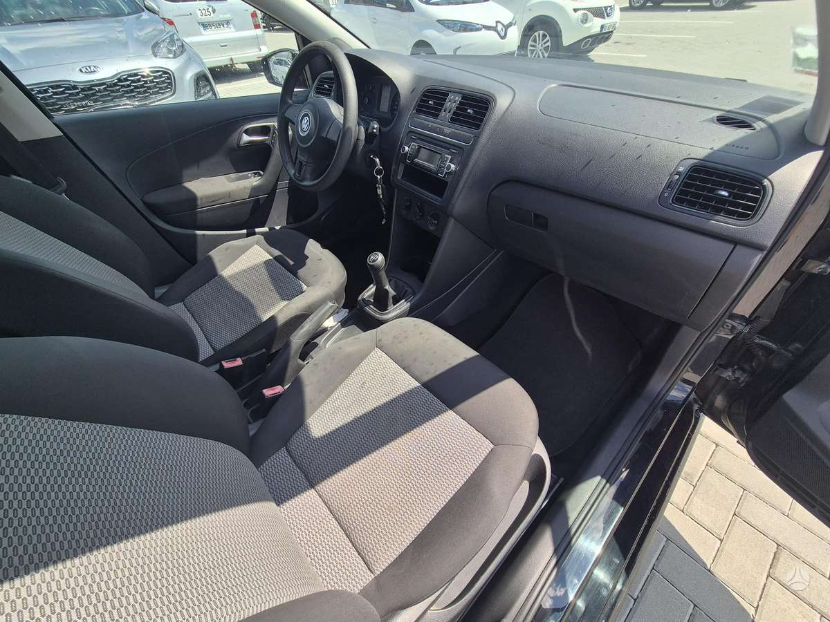 Volkswagen Polo - 10