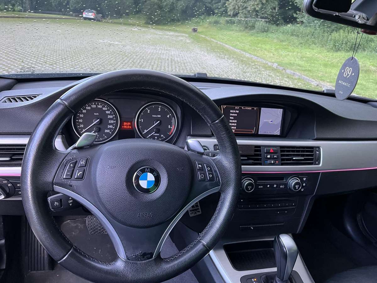 BMW 325, 3.0 l., Седан