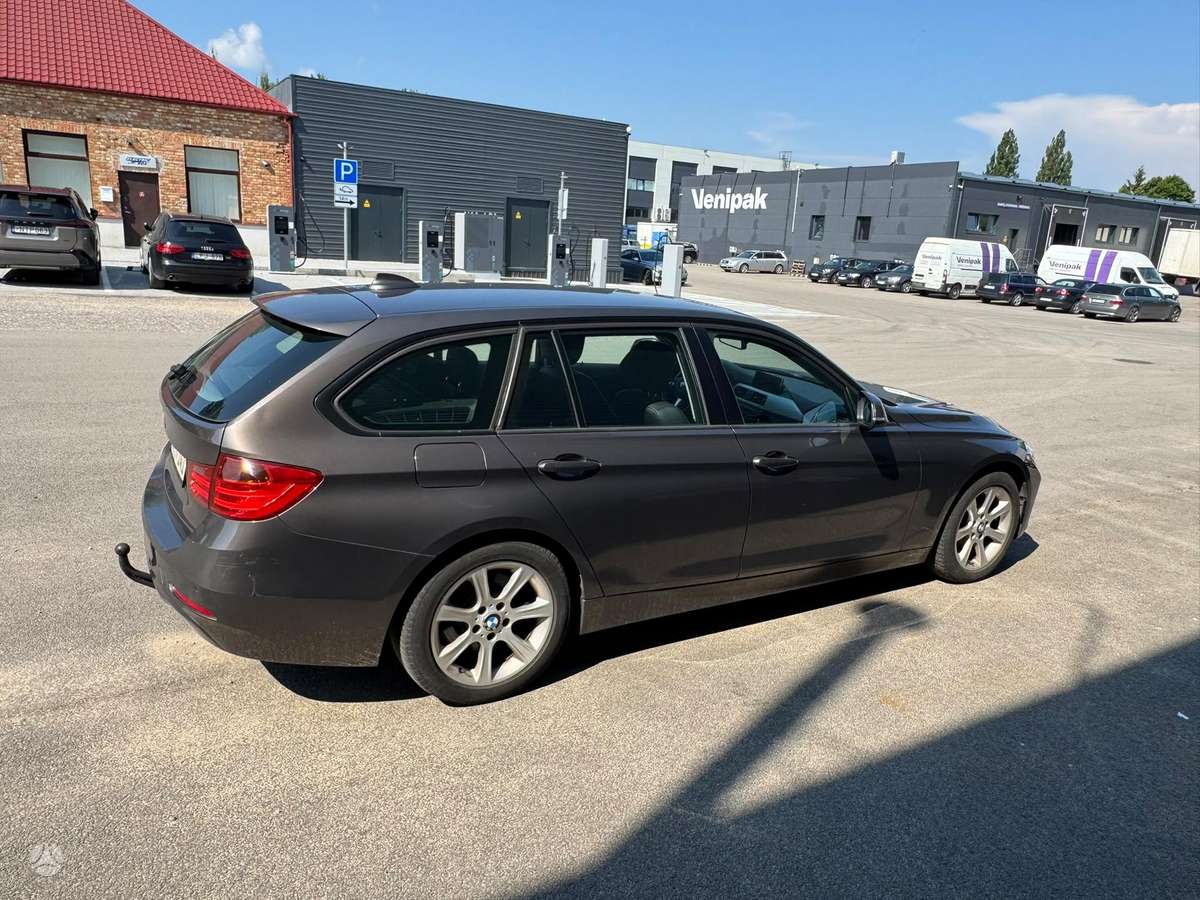 BMW 330, 3.0 l., Универсал