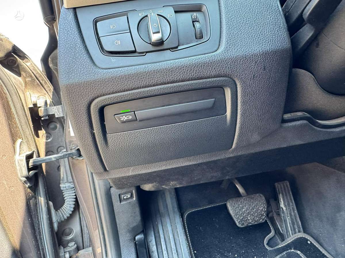 BMW 330, 3.0 l., Универсал