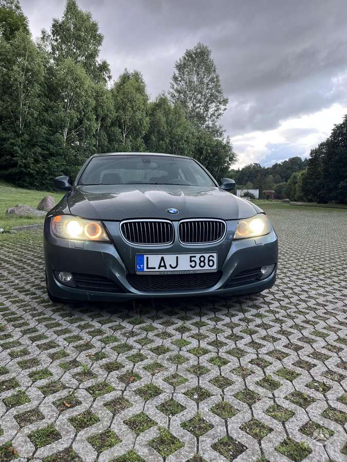 BMW 325, 3.0 l., Седан