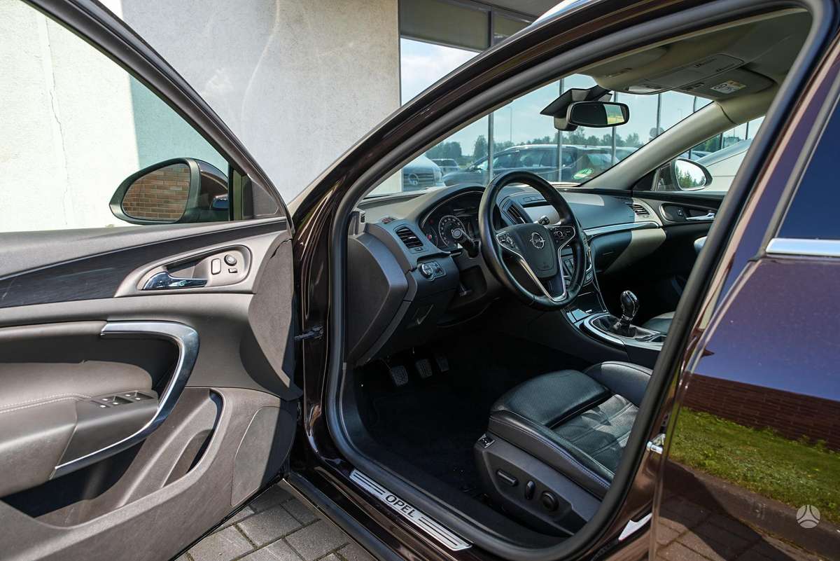 Opel Insignia, 2.0 l., wagon