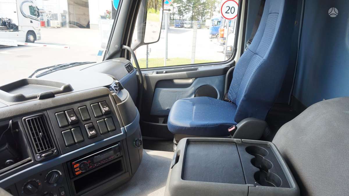Volvo FH 360, auto transporters