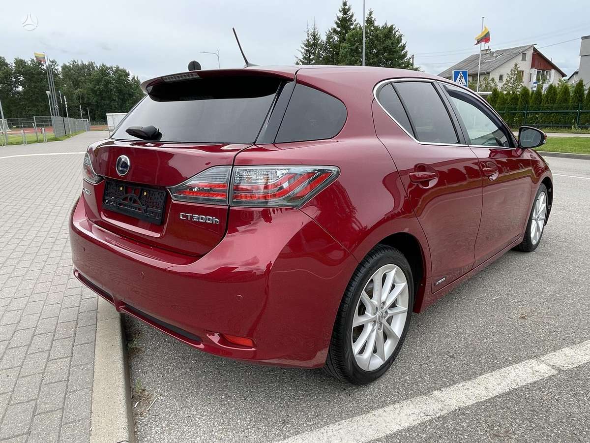 Lexus CT 200h, 1.8 l., hatchback