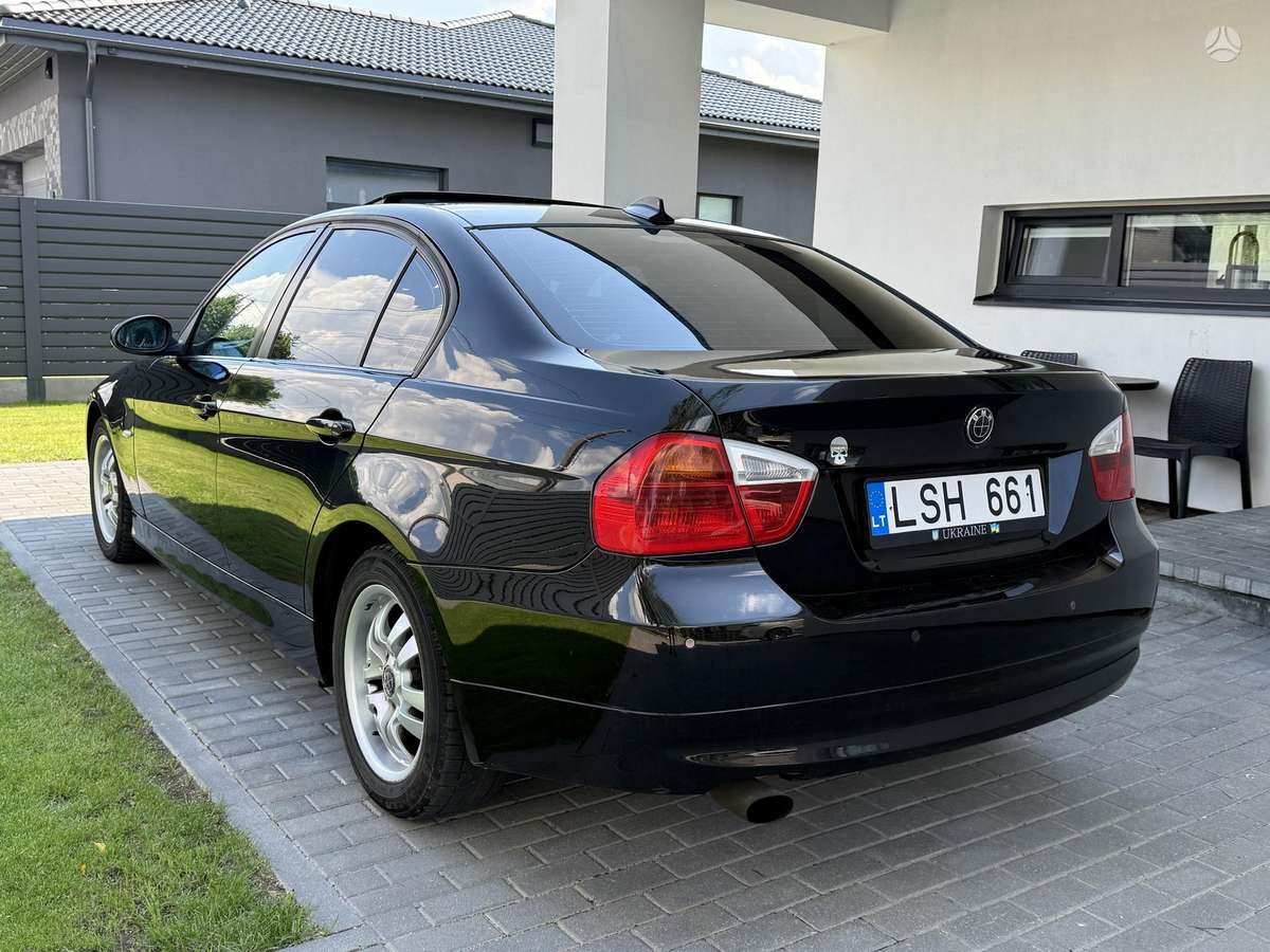 BMW 320, 2.0 l., Седан