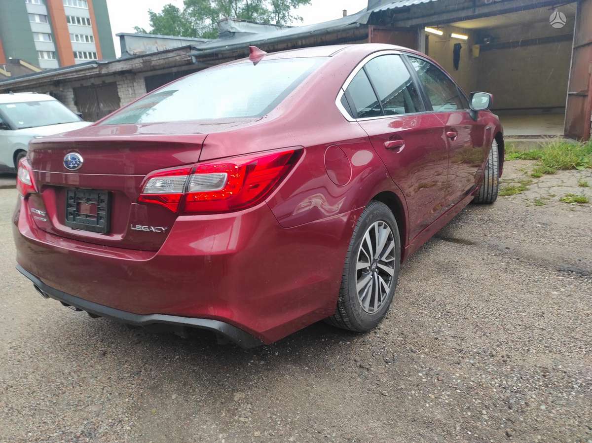 Subaru Legacy - 4
