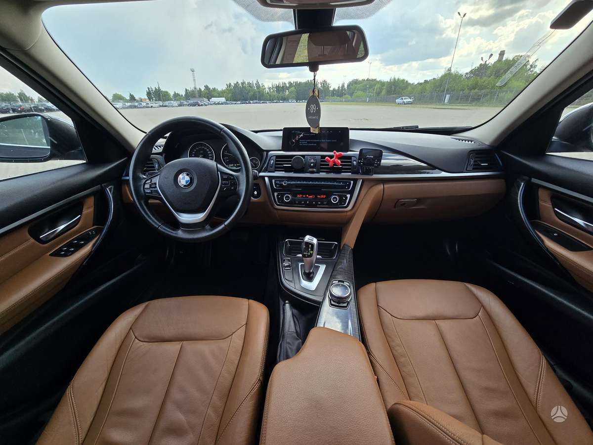 BMW 320, 2.0 l., wagon