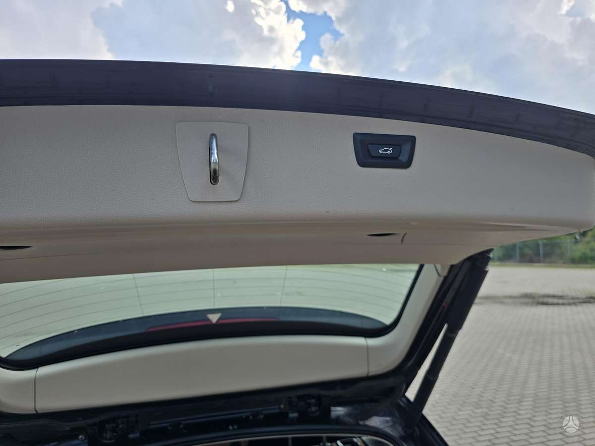 BMW 320, 2.0 l., wagon