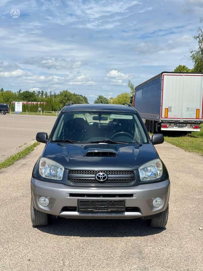 Toyota RAV4, off-road / crossover