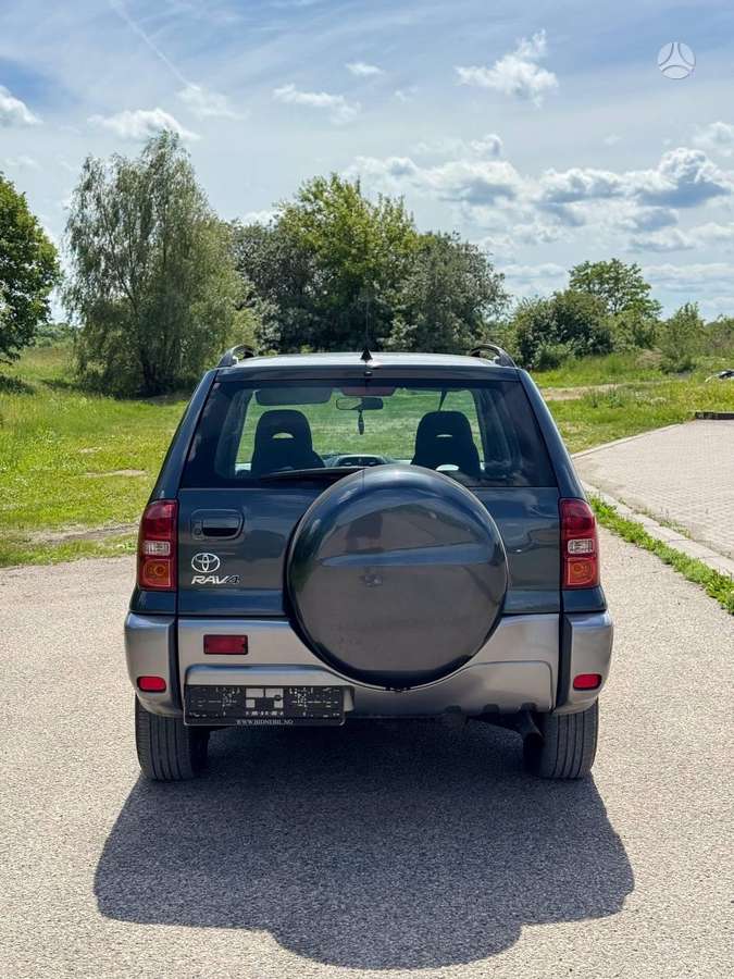 Toyota RAV4, off-road / crossover