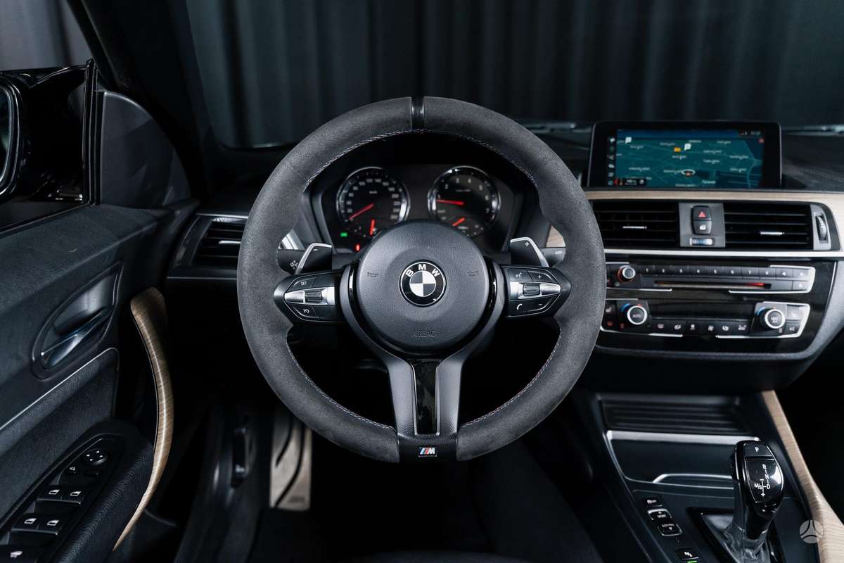 BMW M240, 3.0 l., convertible