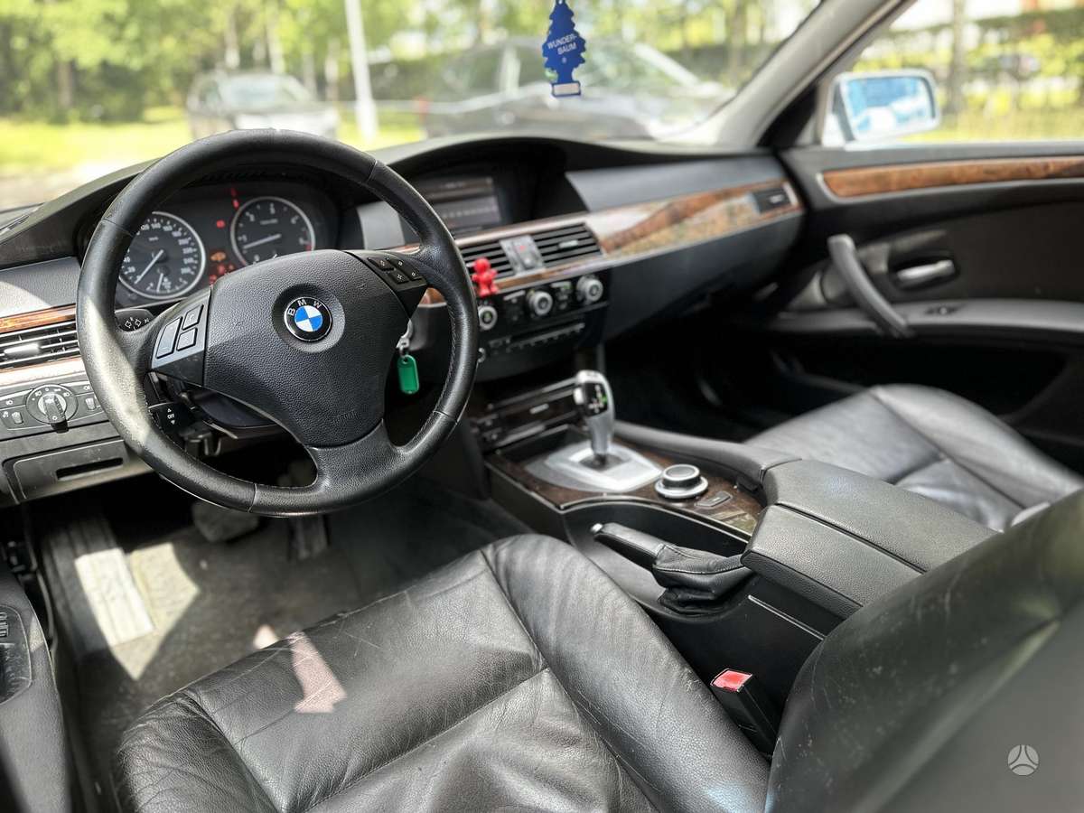 BMW 525, 3.0 l., Универсал