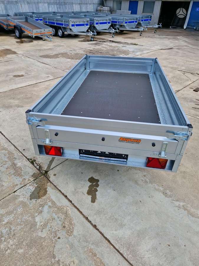 Neptun N7-263 2 Baseline, passenger car trailers