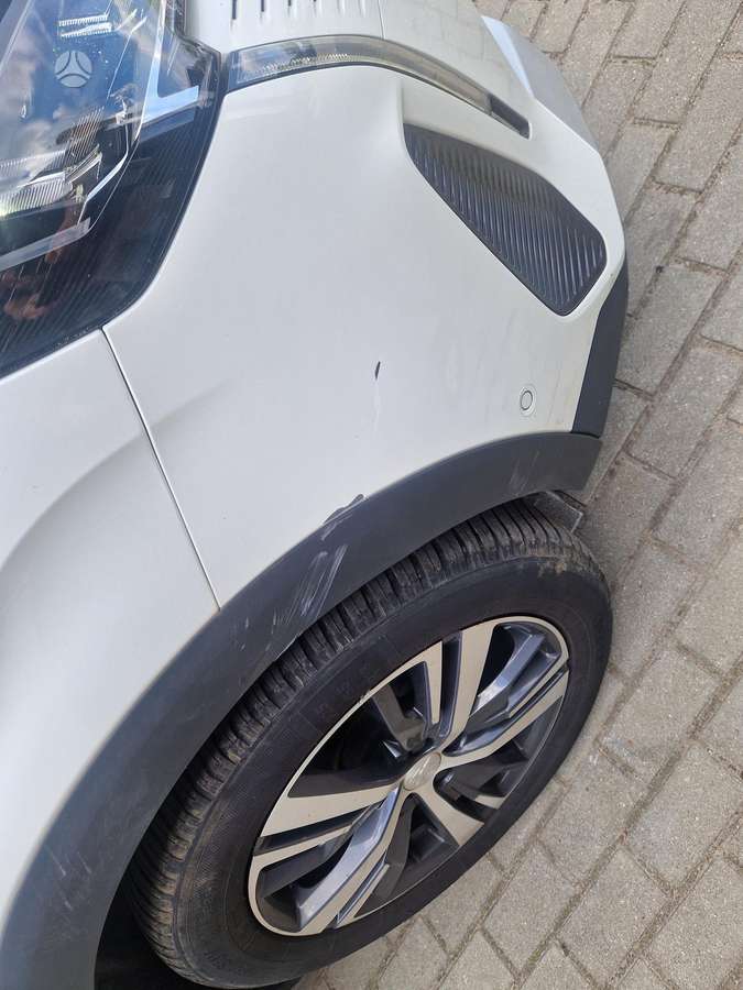 Peugeot 3008 - 8