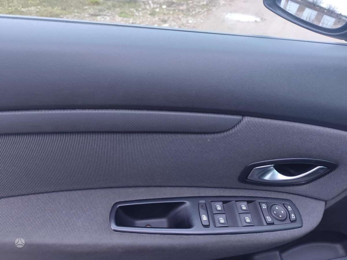 Renault Scenic - 8