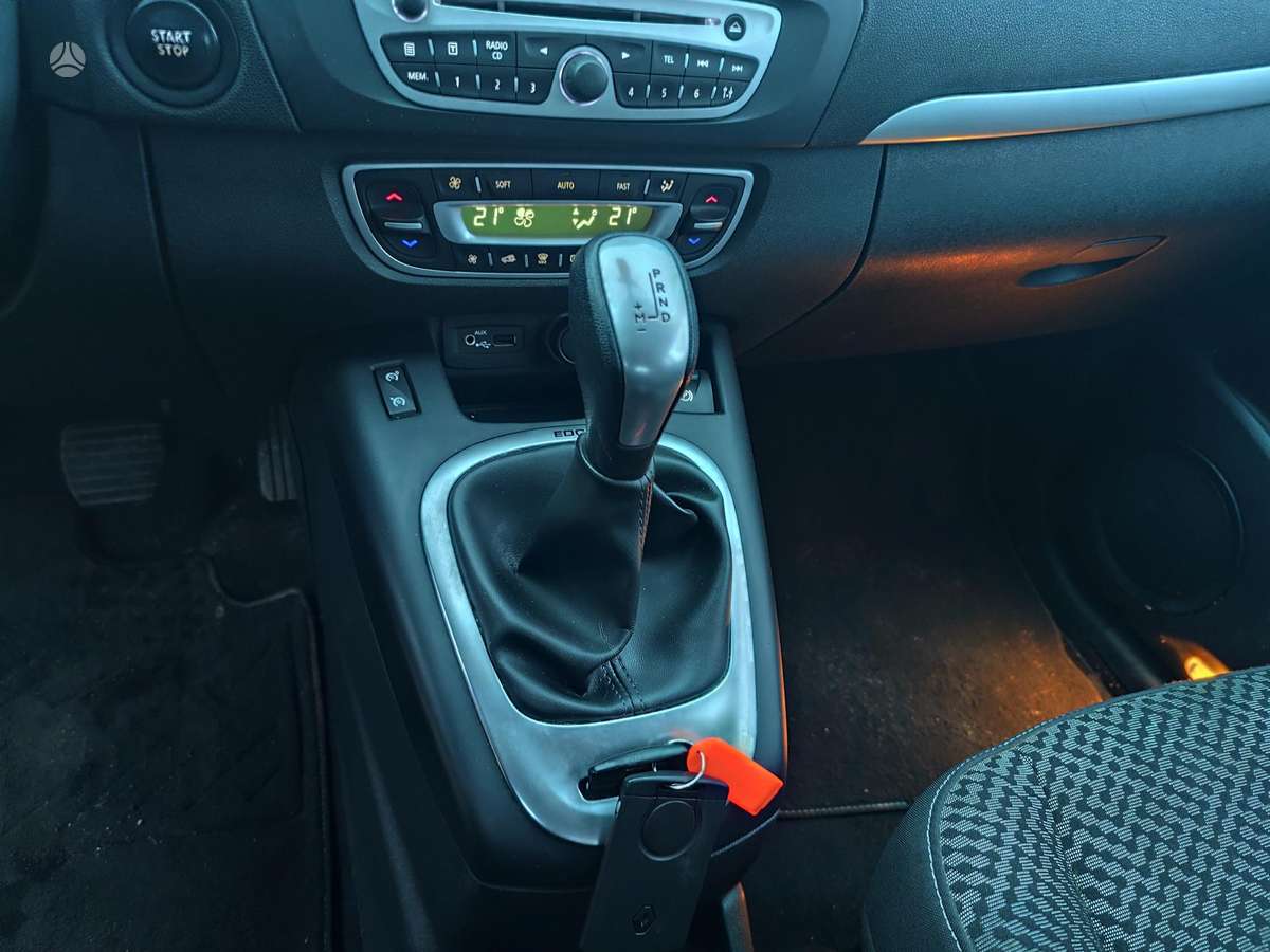 Renault Scenic, 1.5 l., Хэтчбек