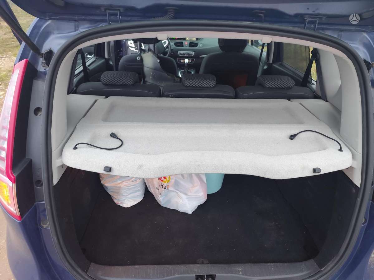 Renault Scenic, 1.5 l., Хэтчбек