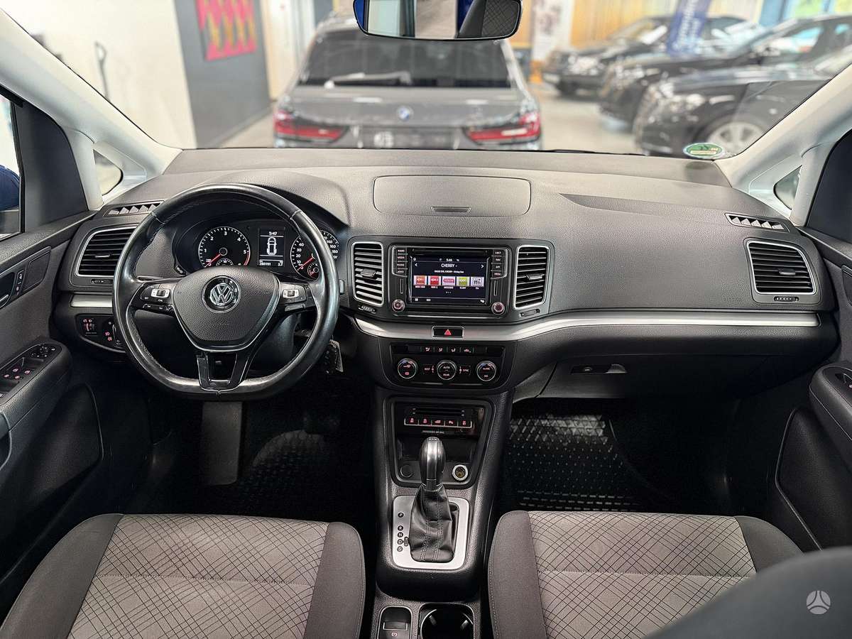 Volkswagen Sharan - 2