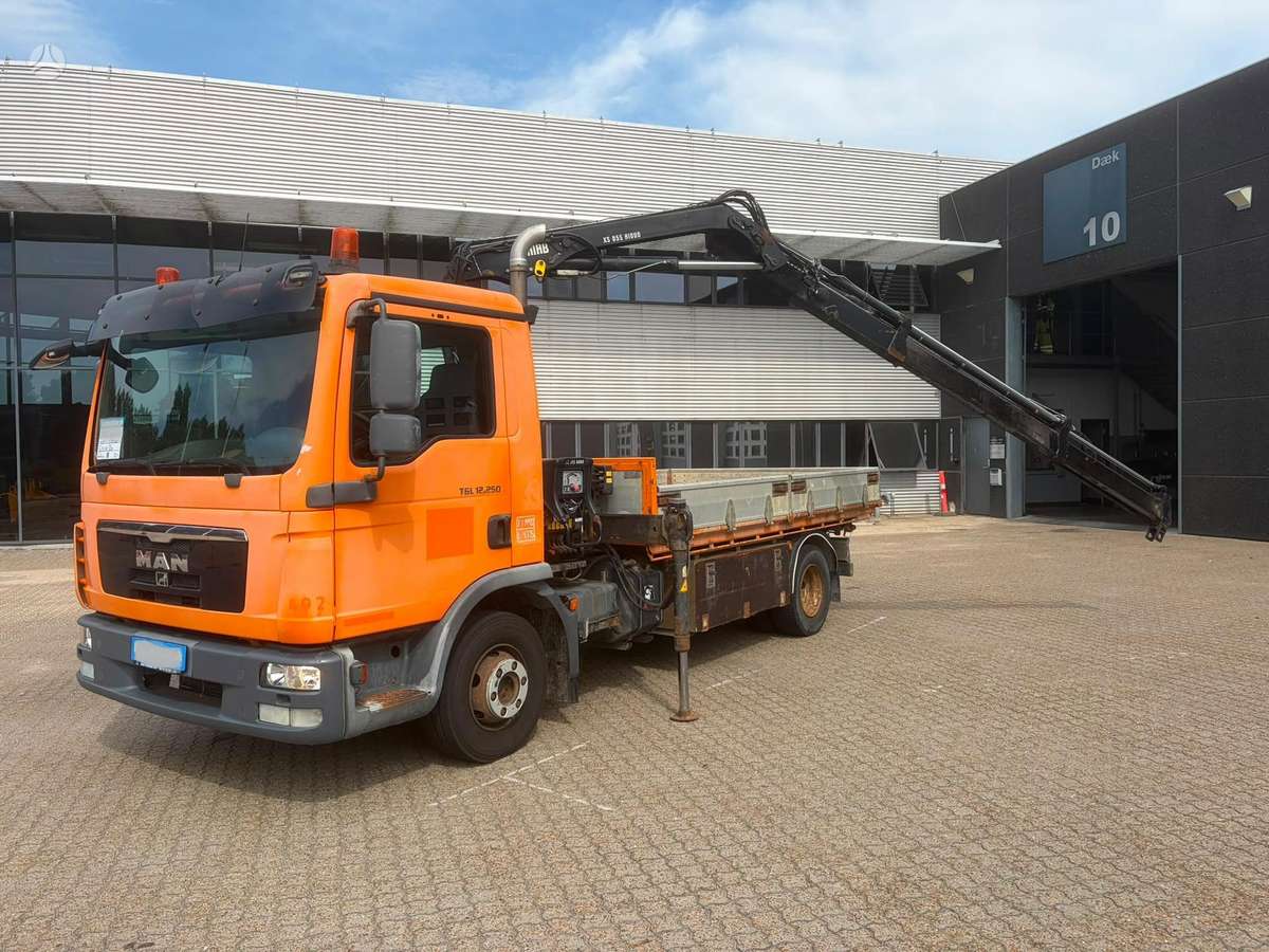 MAN TGL 12.250, самосвалы с краном