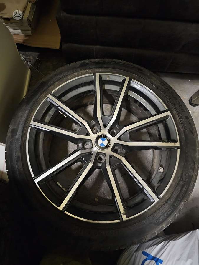 BMW M340d slenksčiai