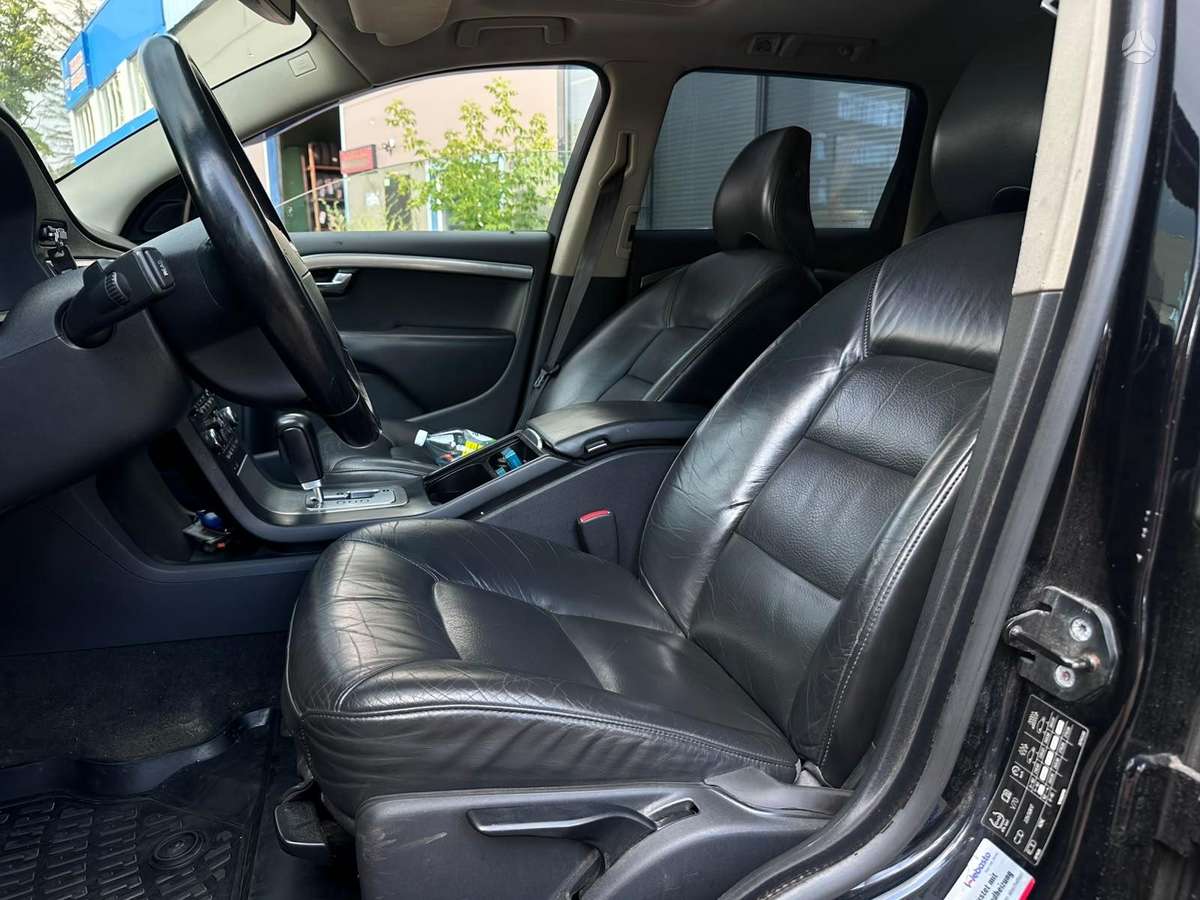 Volvo V70, 2.4 l., Универсал