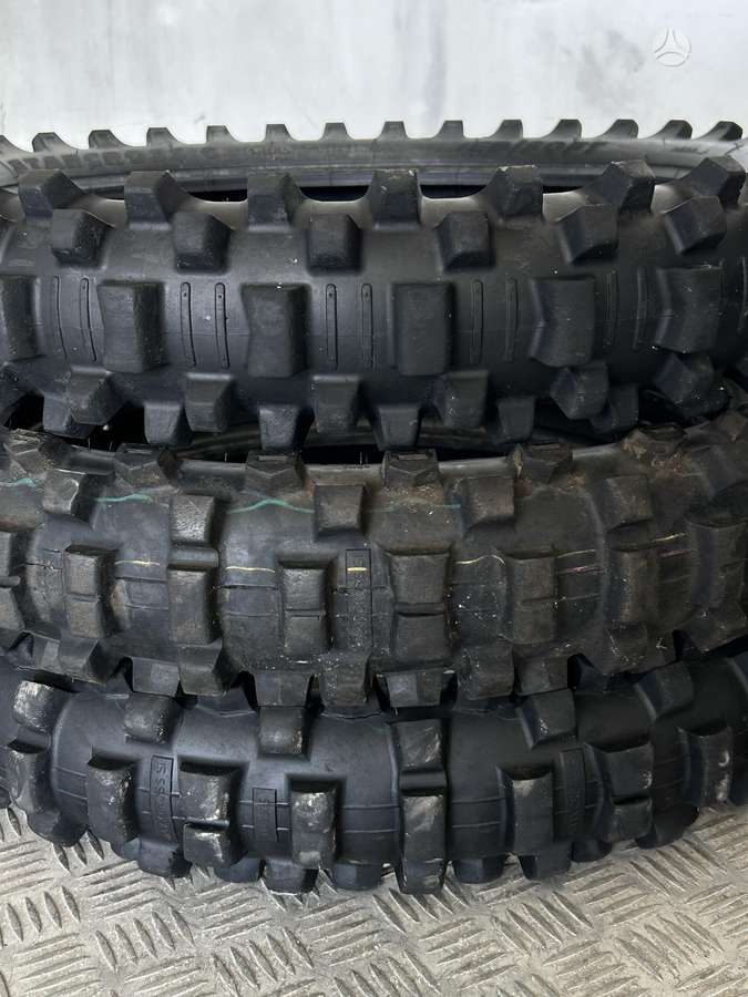 Maxxis, летние 110/90 R19
