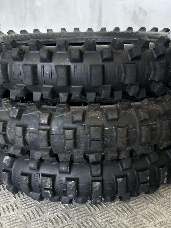 Maxxis, vasarinės 110/90 R19