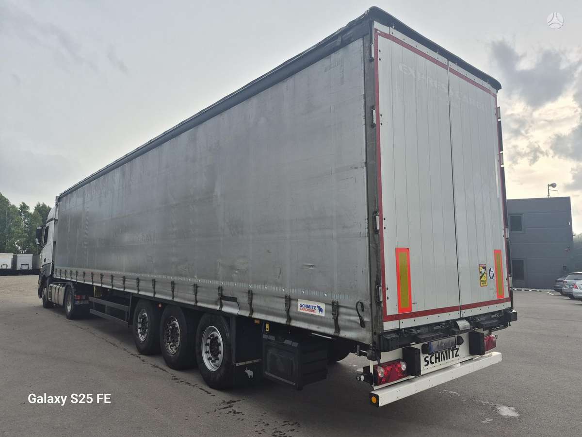 Schmitz SCS024, пологовые / тентовые