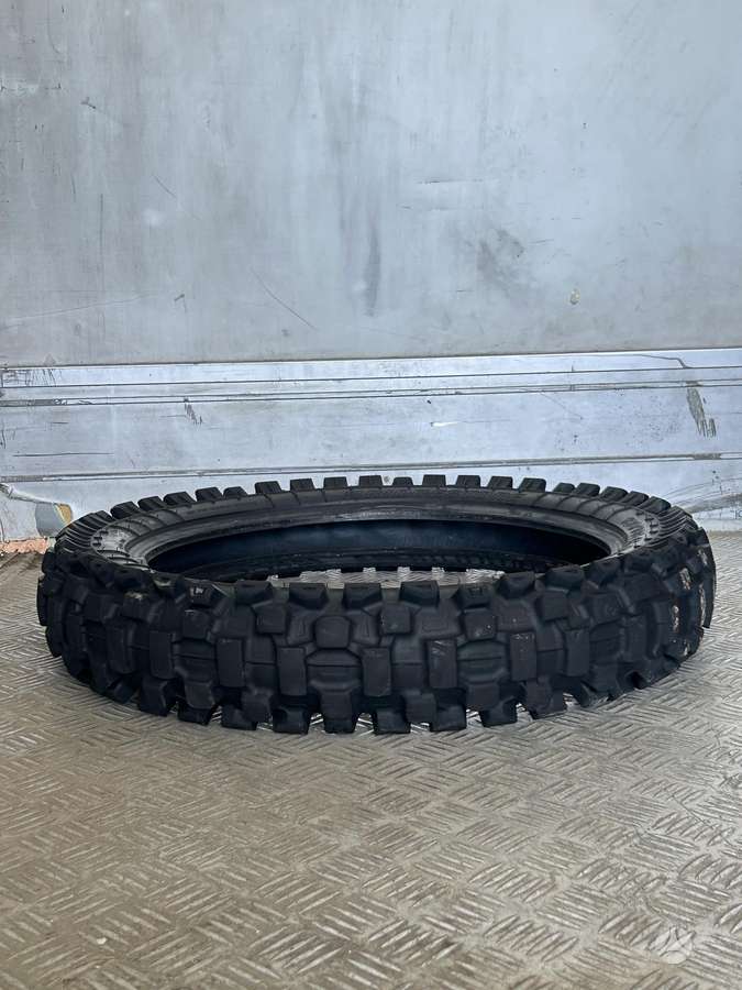 Bridgestone, universalios 100/100 R18