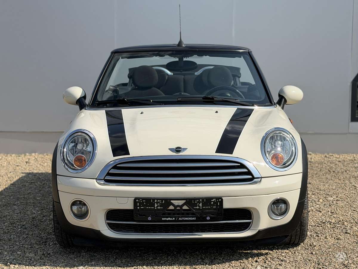Mini Cooper JCW, 1.6 l., convertible