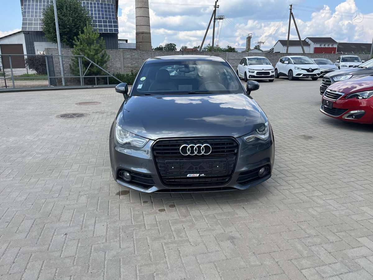 Audi A1, 1.6 l., Хэтчбек