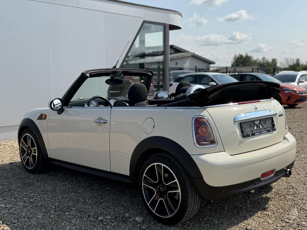 Mini Cooper JCW, 1.6 l., Кабриолет