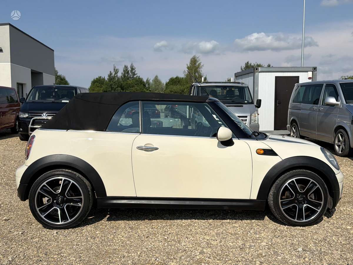 Mini Cooper JCW, 1.6 l., Кабриолет