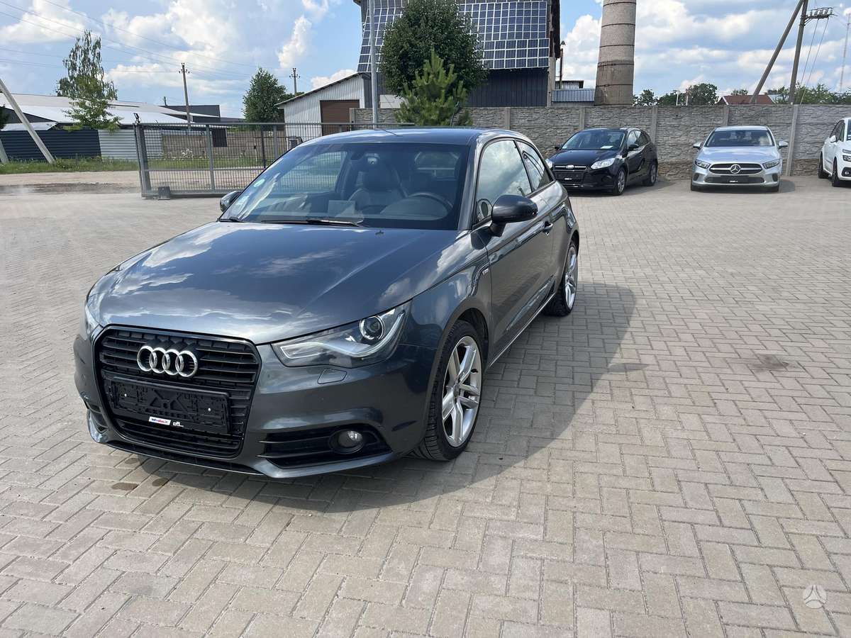 Audi A1, 1.6 l., Хэтчбек
