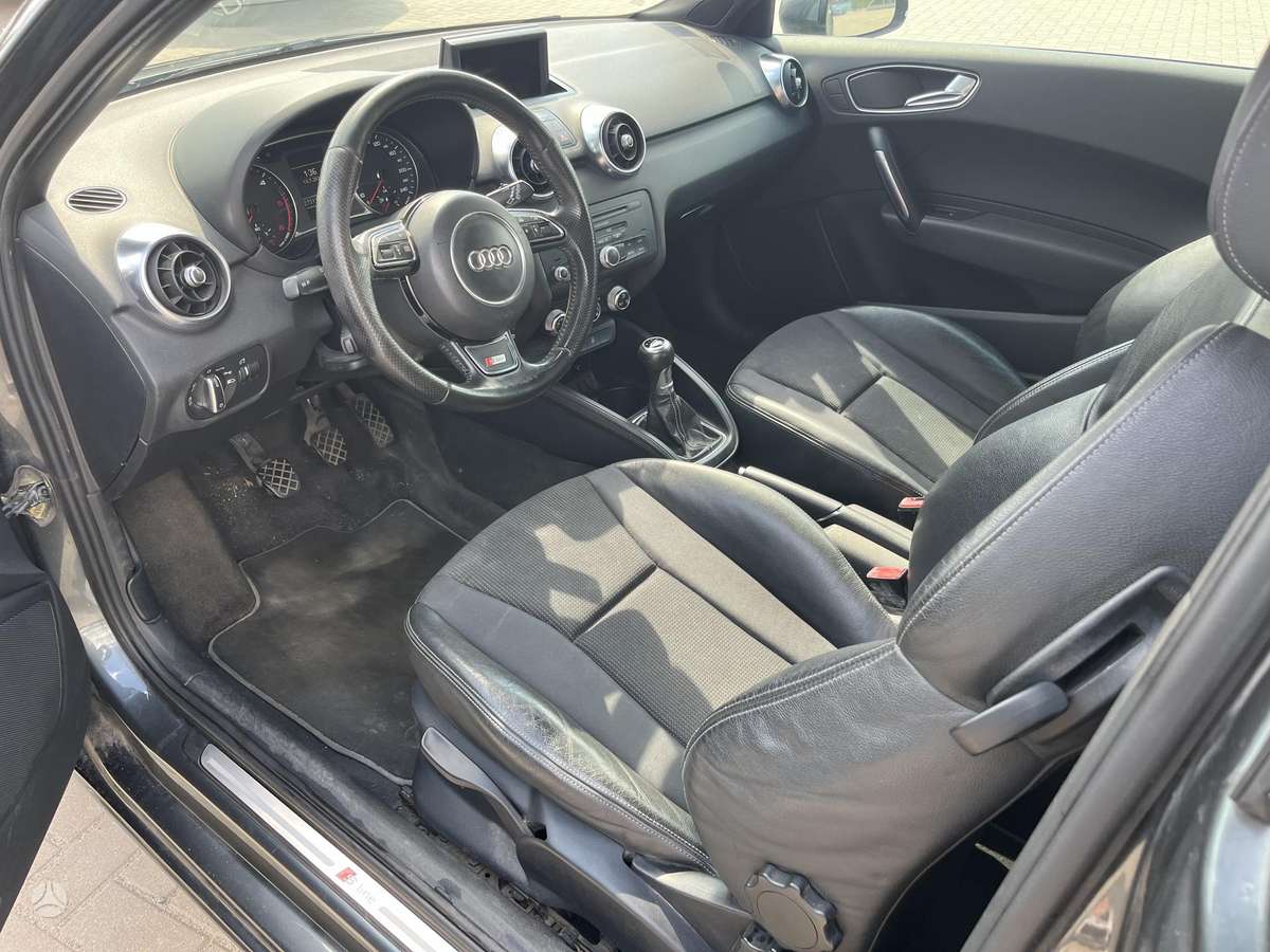 Audi A1, 1.6 l., Хэтчбек