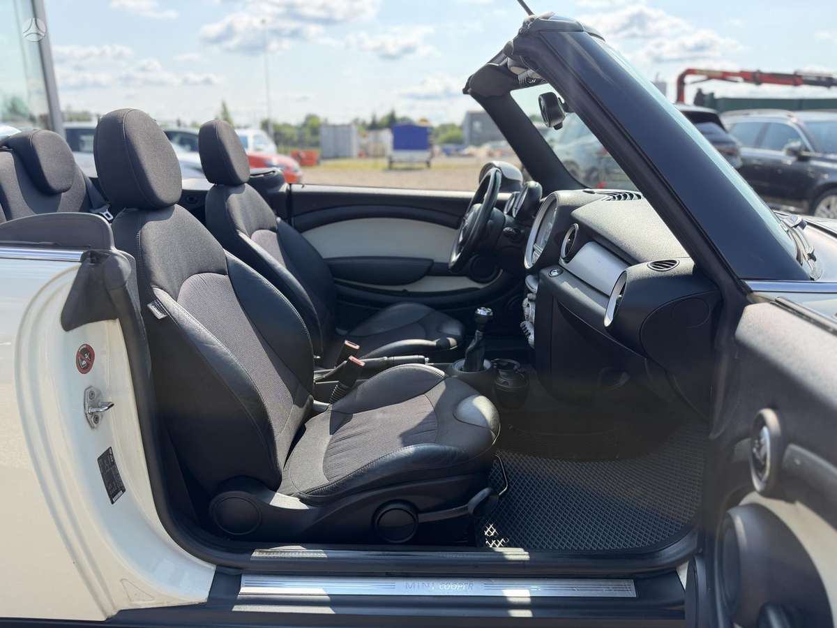 Mini Cooper JCW, 1.6 l., Кабриолет