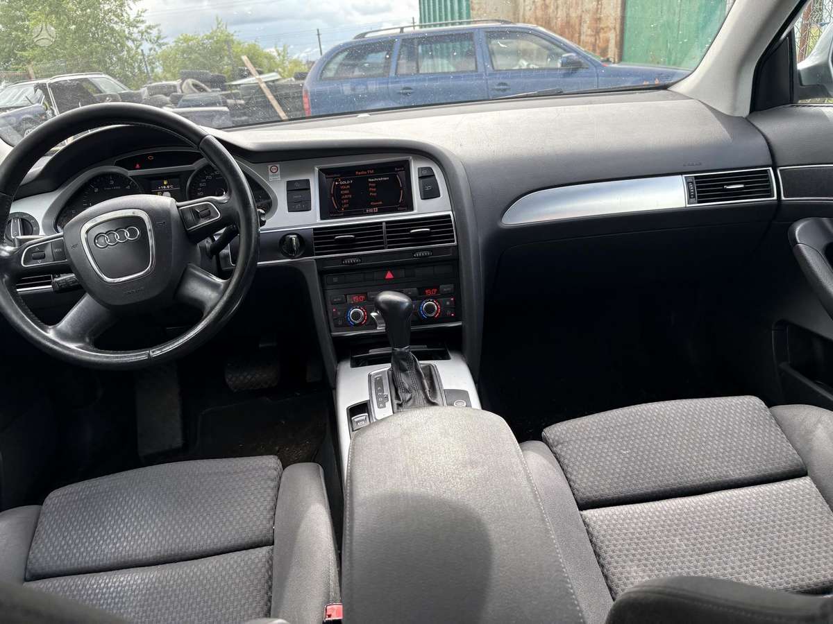 Audi A6 37068366700