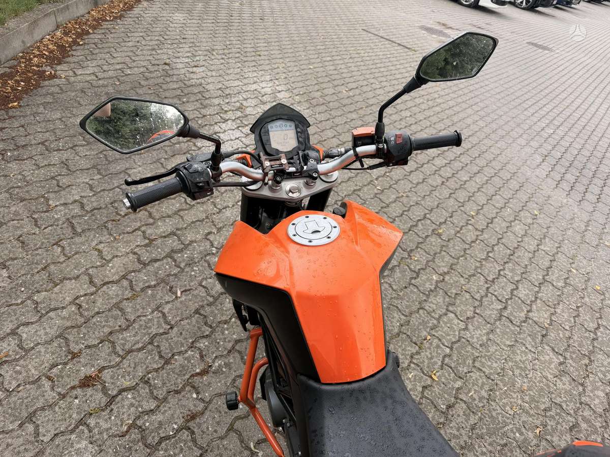 KTM Duke 125cc, street / classic