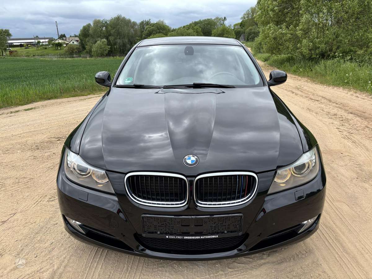 BMW 320, 2.0 l., universalas