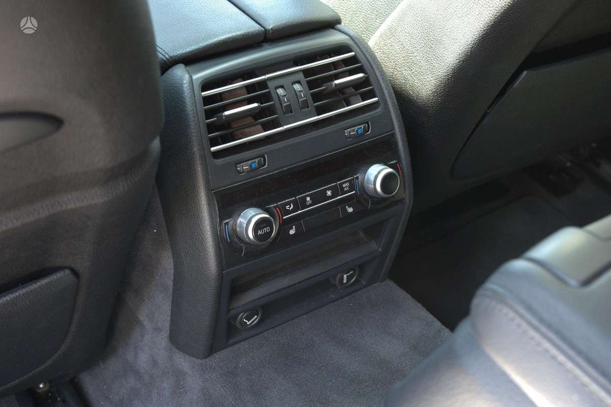 BMW 740, 3.0 l., Седан