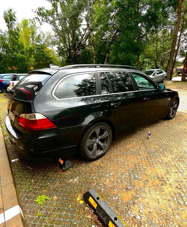 BMW 525, 2.5 l., Универсал