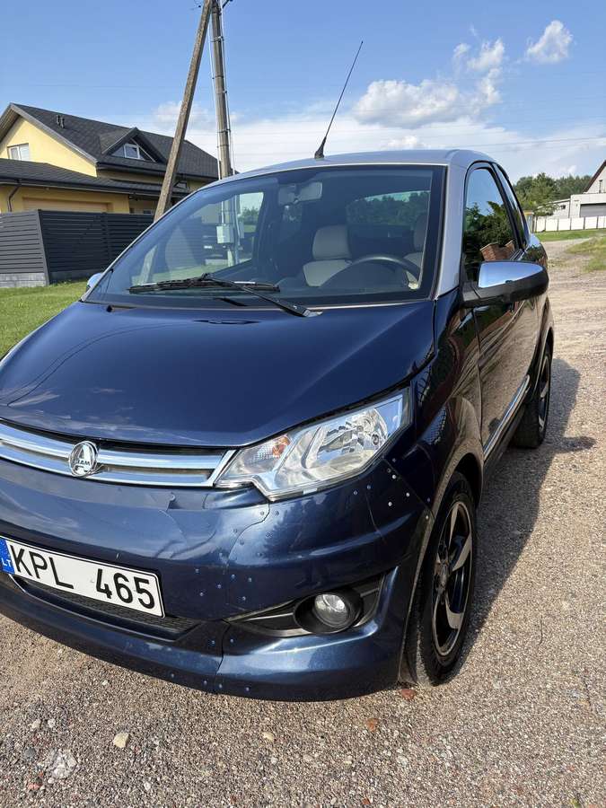 Aixam City, 0.4 l., hatchback