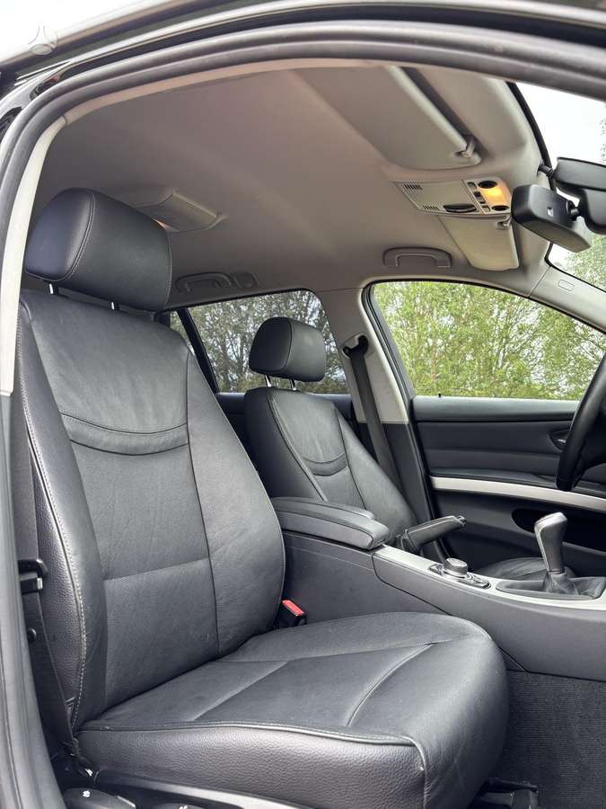 BMW 320, 2.0 l., Универсал