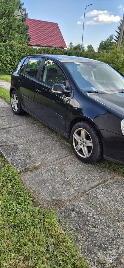 Volkswagen Golf - 2