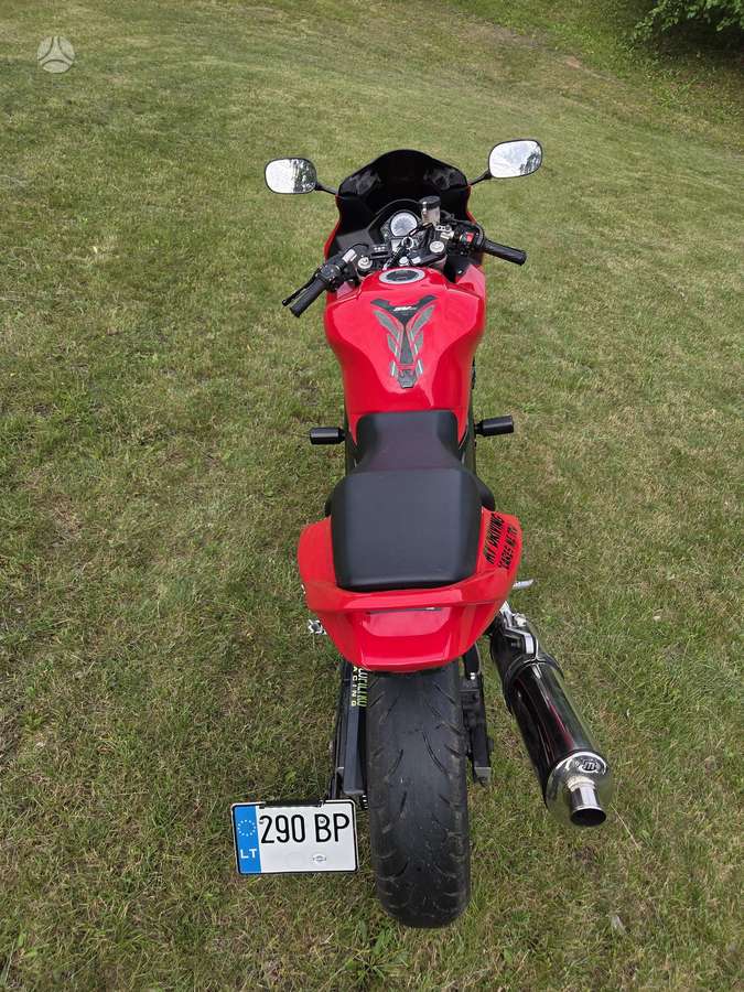 Suzuki SV 650cc, street / classic