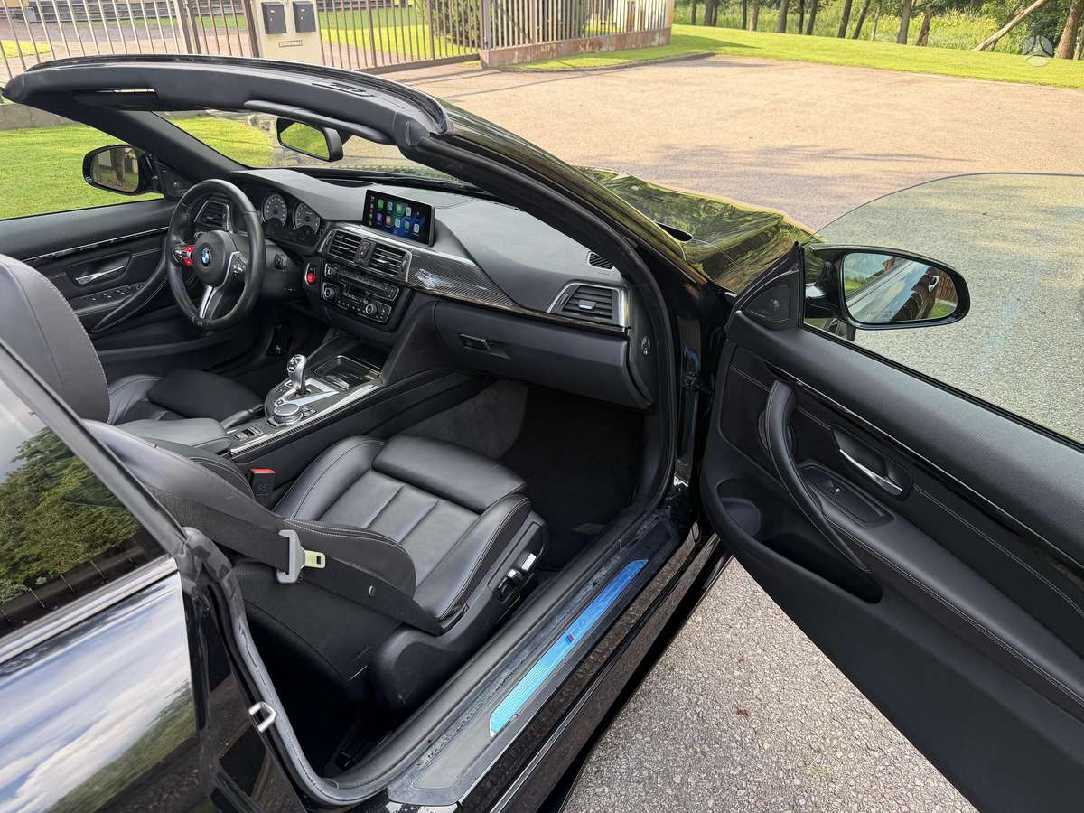 BMW M4, 3.0 l., convertible
