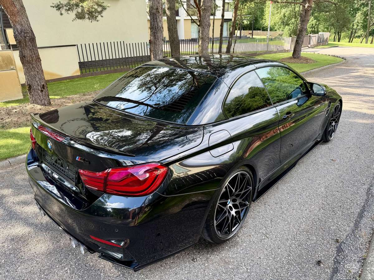 BMW M4, 3.0 l., convertible